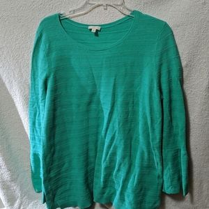 Green shirt